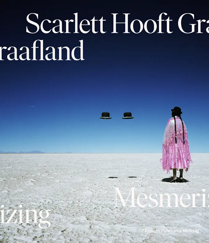 Scarlett Hooft Graafland - Mesmerizing
